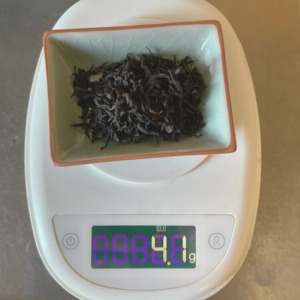 計量:茶葉を量る